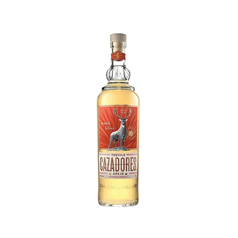 TEQUILA CAZADORES AÑEJO 700ML